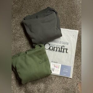 ❗️SOLD❗️NIP~ 2️⃣ XS COMFRT unisex Minimalist OVERSIZED hoodies - Forest & Steel.